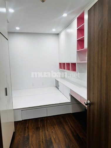 Căn hộ 3 phòng ngủ có nội thất- Satra Eximland,Phan Đăng Lưu giá 18tr/
