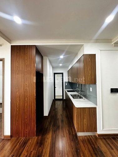 Căn hộ 3 phòng ngủ có nội thất- Satra Eximland,Phan Đăng Lưu giá 18tr/