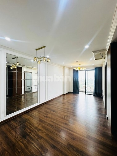 Căn hộ 3 phòng ngủ có nội thất- Satra Eximland,Phan Đăng Lưu giá 18tr/