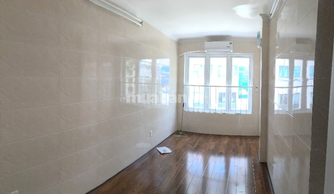 CHO THUÊ NHÀ MẶT TIỀN 135B MAI HẮC ĐẾ (P.Hai Bà Trưng)