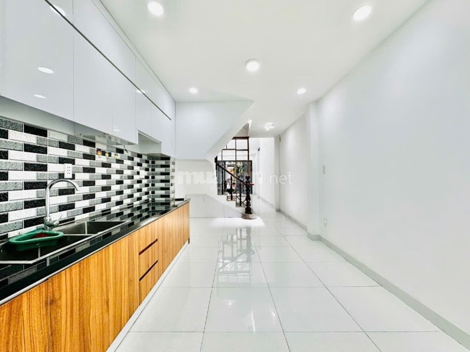Cho thuê nhà nguyên căn phường Gò Vấp - Khu vực gần chợ Căn Cứ 26