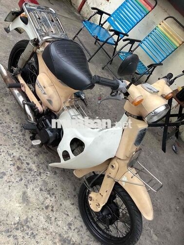 Cub 50 2009 Vàng cho học sinh đi học