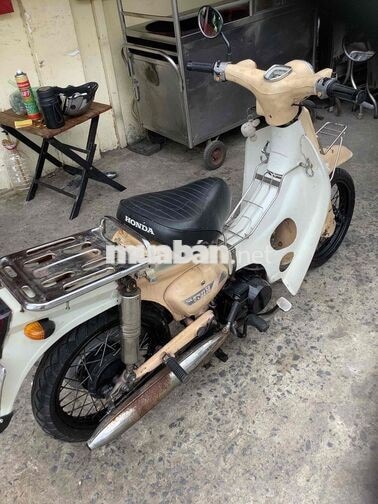 Cub 50 2009 Vàng cho học sinh đi học