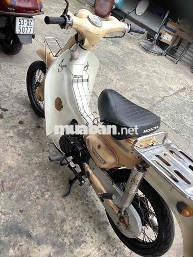 Cub 50 2009 Vàng cho học sinh đi học