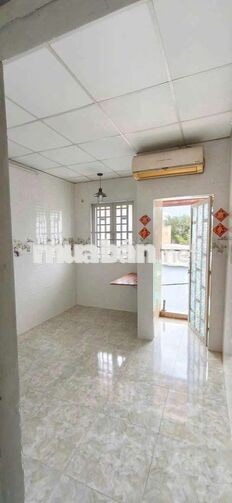 CHO THUÊ NHÀ 402 HẬU GIANG, 9 TRIỆU, 2PN, CÓ NỘI THẤT NHƯ HÌNH