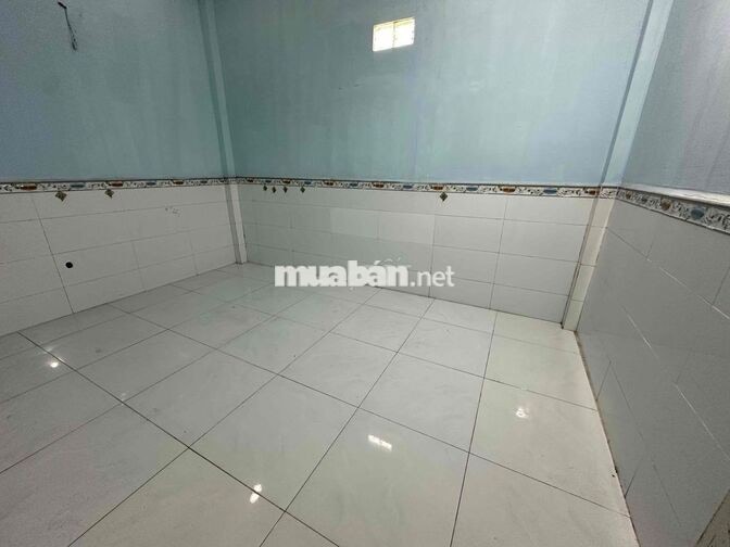 Nhà hốc Môn siêu rộng rải giá rẻ