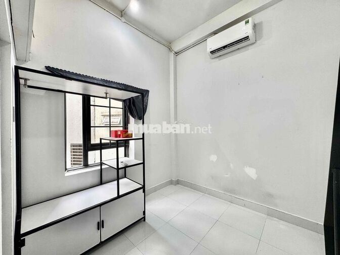 🔥CHO THUÊ PHÒNG GÁC CỬA SỔ TRỜI GẦN CMT8 , BẢY HIỀN GIÁP Q10