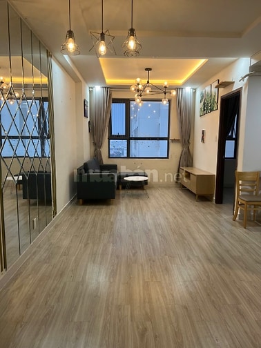 Căn hộ chung cư 2 phòng ngủ, tiện ích đầy đủ.