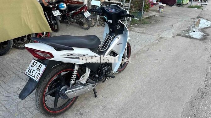Wave Alpha 110 2017 Trắng đen ( hỗ trợ góp )