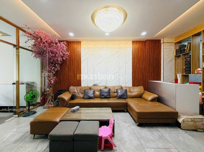 Bán nhà Sadeco Phước Kiển A, 1 hầm 1 trệt, 3 lầu giá 12.5 tỷ 