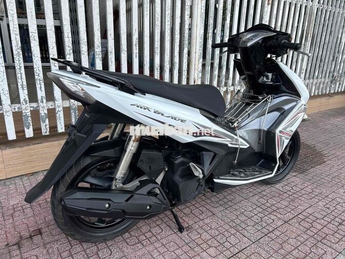 Honda Air Blade 125Fi zin êm sạch đẹp chính chủ