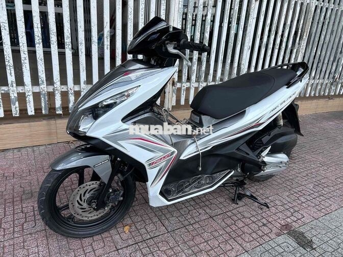 Honda Air Blade 125Fi zin êm sạch đẹp chính chủ