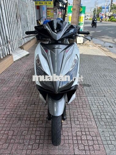 Honda Air Blade 125Fi zin êm sạch đẹp chính chủ