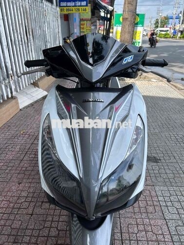Honda Air Blade 125Fi zin êm sạch đẹp chính chủ