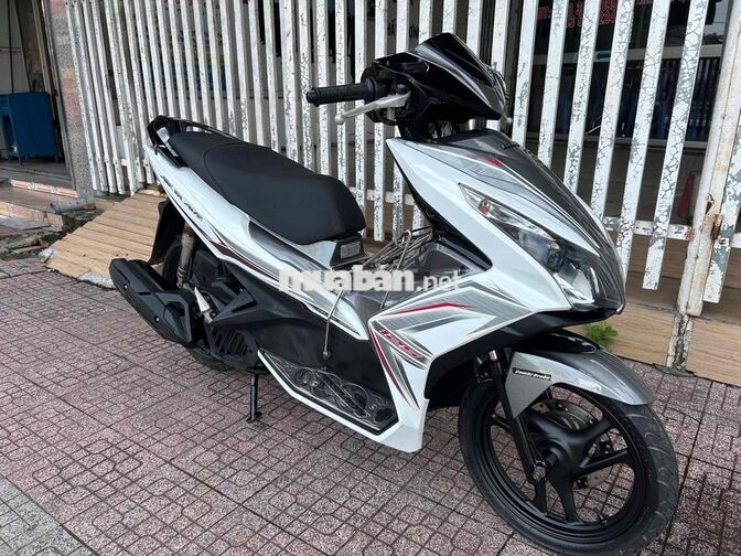 Honda Air Blade 125Fi zin êm sạch đẹp chính chủ