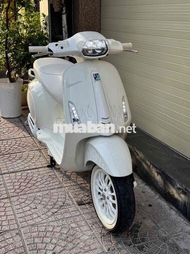Sprint Justin Bieber 2022 Trắng 1.400 km