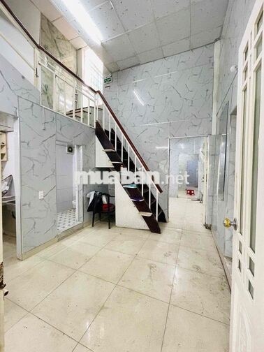 Nhà mặt tiền 4pn 2wc đường số - QL13 gần Cầu Ông Dầu 12triệu