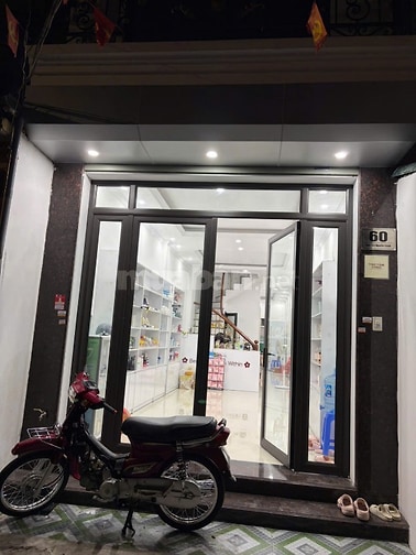 Bán nhà khu Nguyễn Chính, Tân Mai, diện tích 61 m2 x 5 tầng, thang máy