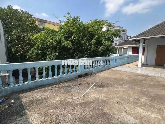 🛑CHO THUÊ BIỆT THỰ SÂN VƯỜN DƯƠNG QUÃNG HÀM🛑22x40m TRỆT 1 LẦU KD TỰ DO