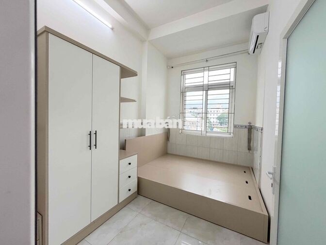 Khai Trương CHDV Sát Sân Bay TSN - Ban Công Tách Bếp - 1 Phòng Ngủ