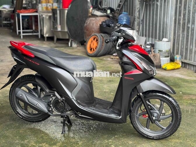 Honda Vision 2018 PBĐB Bản Khóa SMK Đen nhám