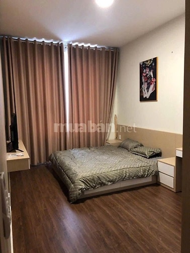Oriental Plaza-Âu Cơ, sẵn nội thất 2PN Giá thuê 12 t/th, 78m2 ban công