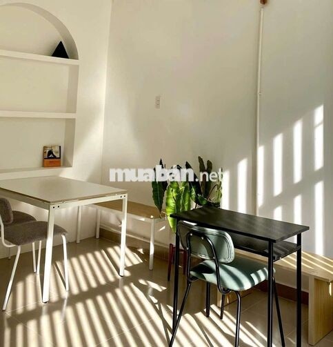 cho  thuê nha mặt tiền kd 170 nguyễn văn trỗi 3 tầng 2pn giá 13tr 