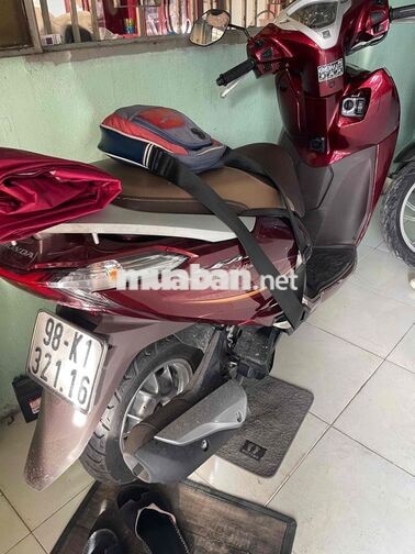 Honda Lead 4val 2022 Đỏ 18.000km