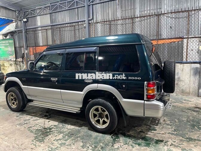 Mitsubishi Pajero V6 3000 2005 Xanh rêu