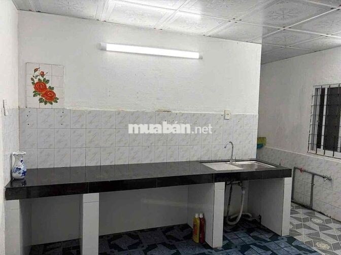 NGÃ TƯ THỦ ĐỨC - KHU VIP THỐNG NHẤT BÌNH THỌ NHÀ CẤP 4 CÓ GÁC LỬNG
