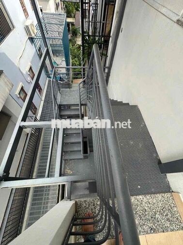 Biệt Thự Tên Lửa 200m2 Dối Diện Aeon Bình Tân | 28 Tỷ | DT 10m x 20m