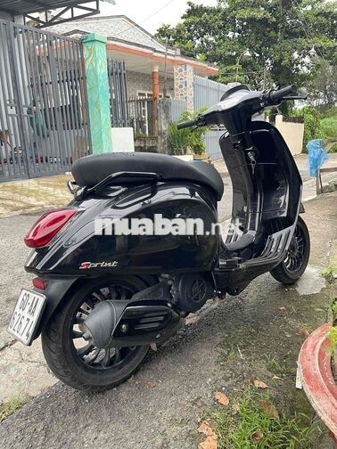 Piaggio Vespa Sprint Đen
