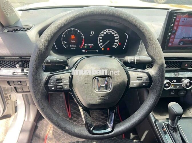 Honda Civic G 2022 1.5 Turbo,màu trắng,8v5