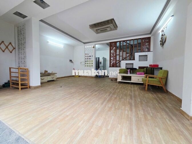 CHO THUÊ NHÀ MẶT TIỀN ĐÔ ĐỐC LỘC PHƯỜNG TÂN QUÝ ĐÚC 3 LẦU