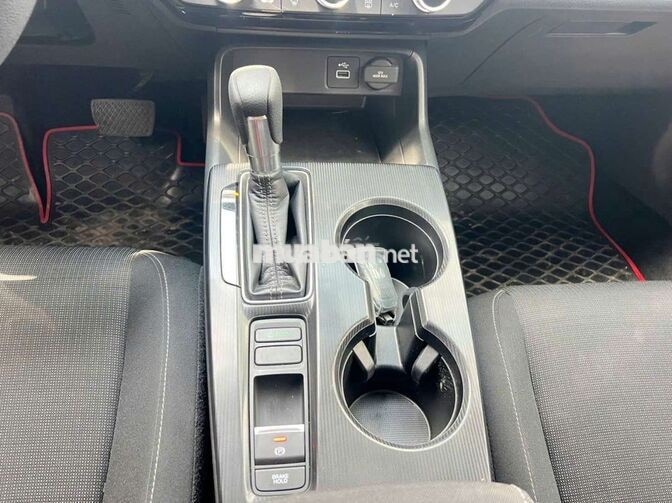 Honda Civic G 2022 1.5 Turbo,màu trắng,8v5