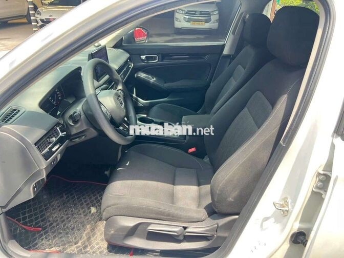 Honda Civic G 2022 1.5 Turbo,màu trắng,8v5