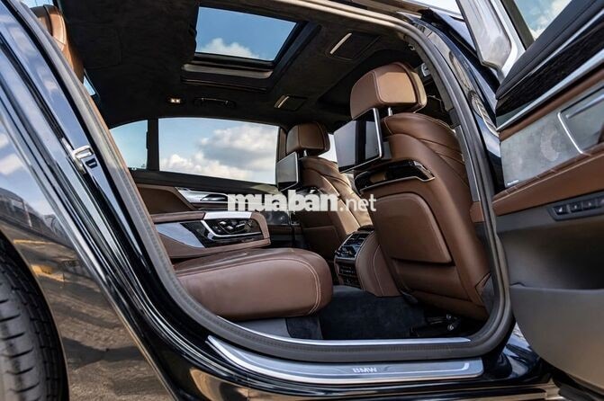 BMW 740Li Pure Excellence 2021 Đen 69.000 km