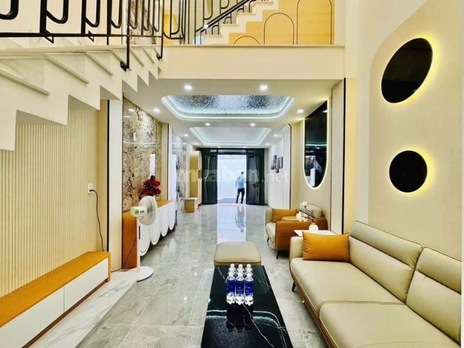 Lên sóng căn nhà xây mơi , phạm văn chiêu p9 nhỉnh 5ty 