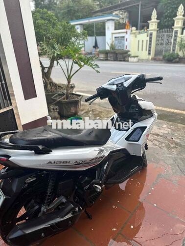 Honda Air Blade Trắng đen Xe tay ga