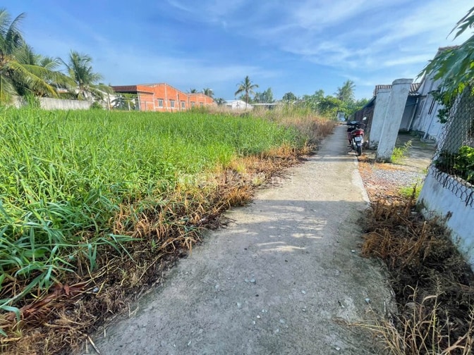 Đất thổ cư, SHR, Phú Ngãi Trị, Châu Thành, Long An. 4,2x25m, giá 320tr