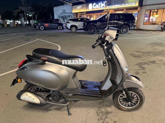 Vespa 50cc 2024 Xám 2727 km