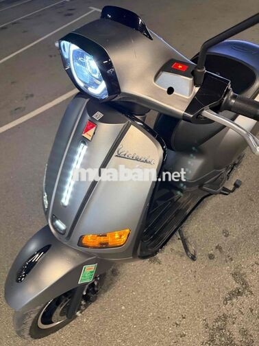 Vespa 50cc 2024 Xám 2727 km