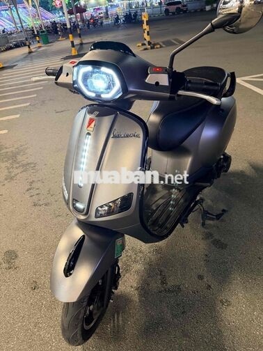 Vespa 50cc 2024 Xám 2727 km
