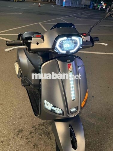 Vespa 50cc 2024 Xám 2727 km