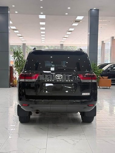Bán Land Cruiser LC300 sản xuất 2023.Xuất hoá đơn VAT.