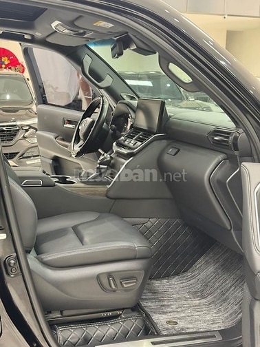 Bán Land Cruiser LC300 sản xuất 2023.Xuất hoá đơn VAT.