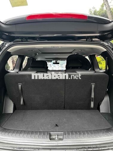 Hyundai Custin 1.5T Đặc Biệt 11/2024 Đen 17.000 KM