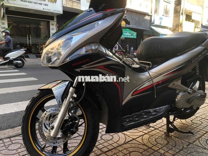 Honda Air Blade 2011 Đen-Bạc