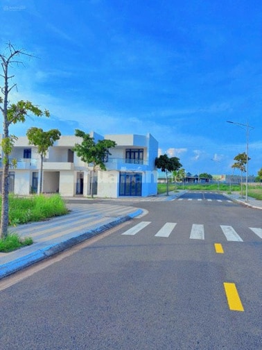 bán trong khu TĐC Sonadezi Châu Đức 100m2/999tr,sổ sẳn Lh 0906364523