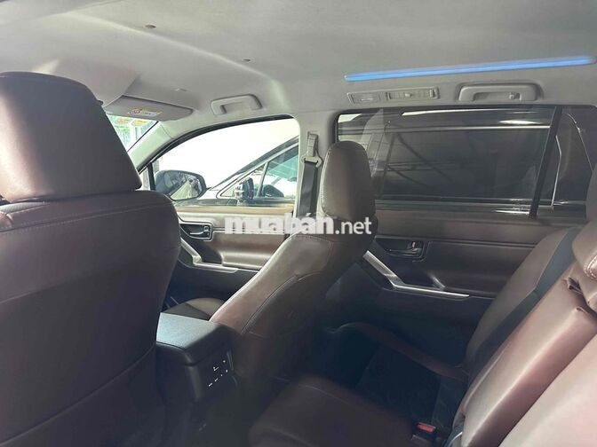 Toyota Innova V 2025 Trắng Indonesia
